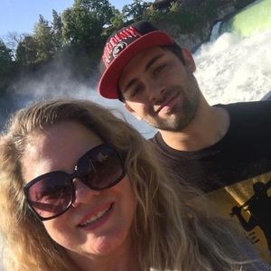 Meet your Posher, Celeste